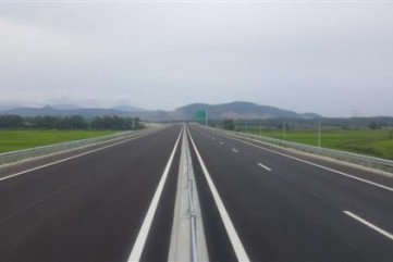 Toàn tuyến cao tốc đầu tiên ở miền Trung sẽ được khai thác từ tháng 7