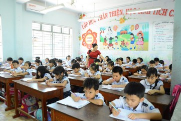 Gần 800 giáo viên ở Quảng Ngãi đợi lương